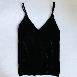 Old Navy Relaxed Velvet Vneck Tank Top Black